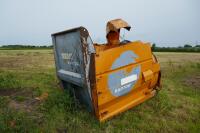 2004 LUCASG RAPTOR MOUNTED BALE SPREADER - 13