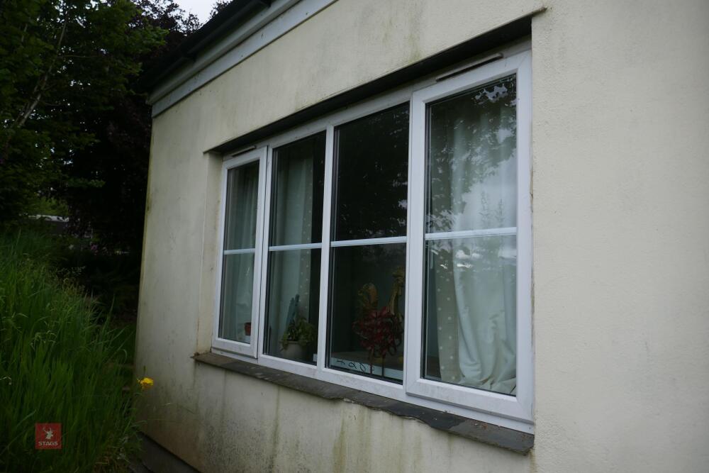 6 X DOUBLE GLAZED WINDOWS