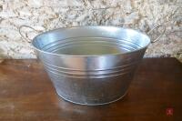 GALVANISED SERVING/DISPLAY BUCKET - 2