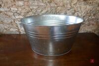 GALVANISED SERVING/DISPLAY BUCKET