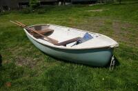 10' FIBREGLASS ROWING BOAT