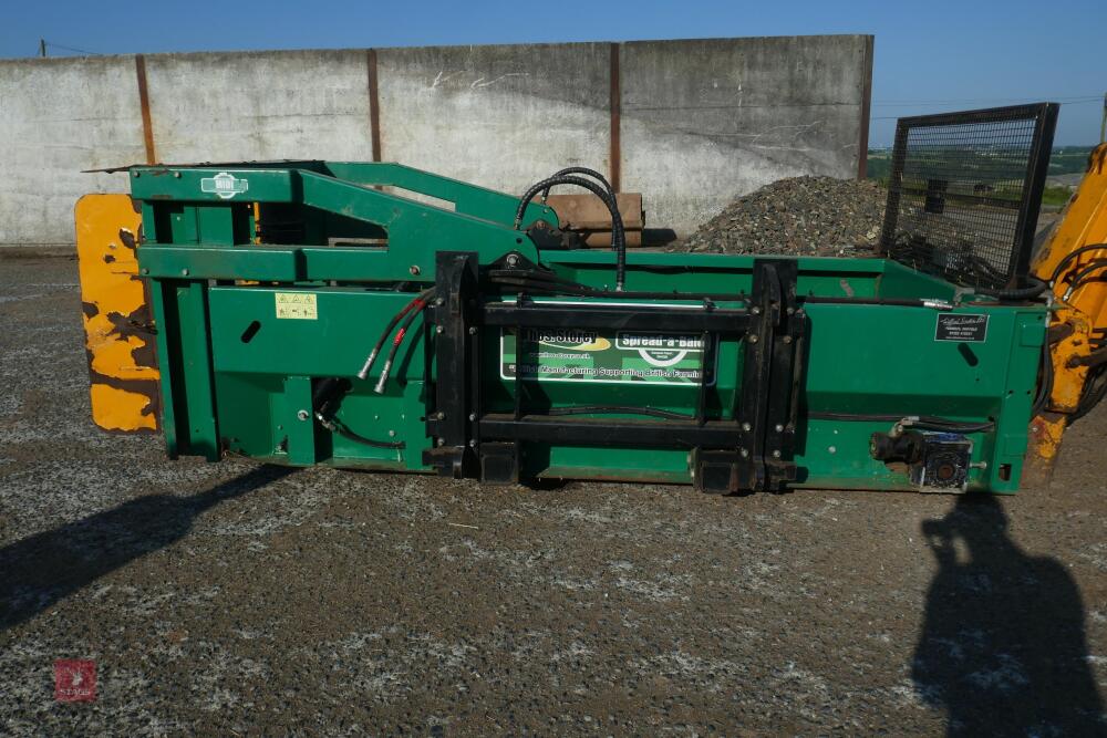 2014 MIDI SPREAD-A-BALE STRAW CHOPPER