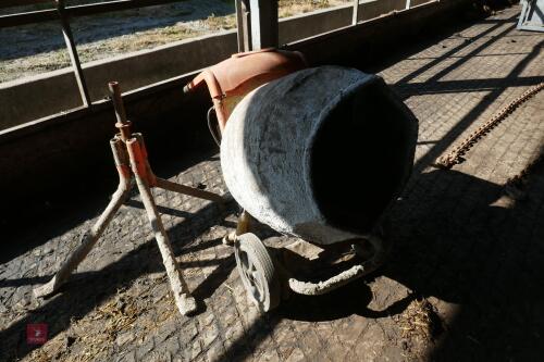 BELLE MINIMIX 150 CEMENT MIXER