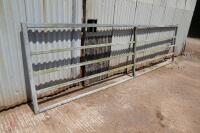 GALVANISED 14' BOX METAL YARD GATE - 6