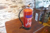 LARGE POWER FIRE EXTINGUISHER - 2