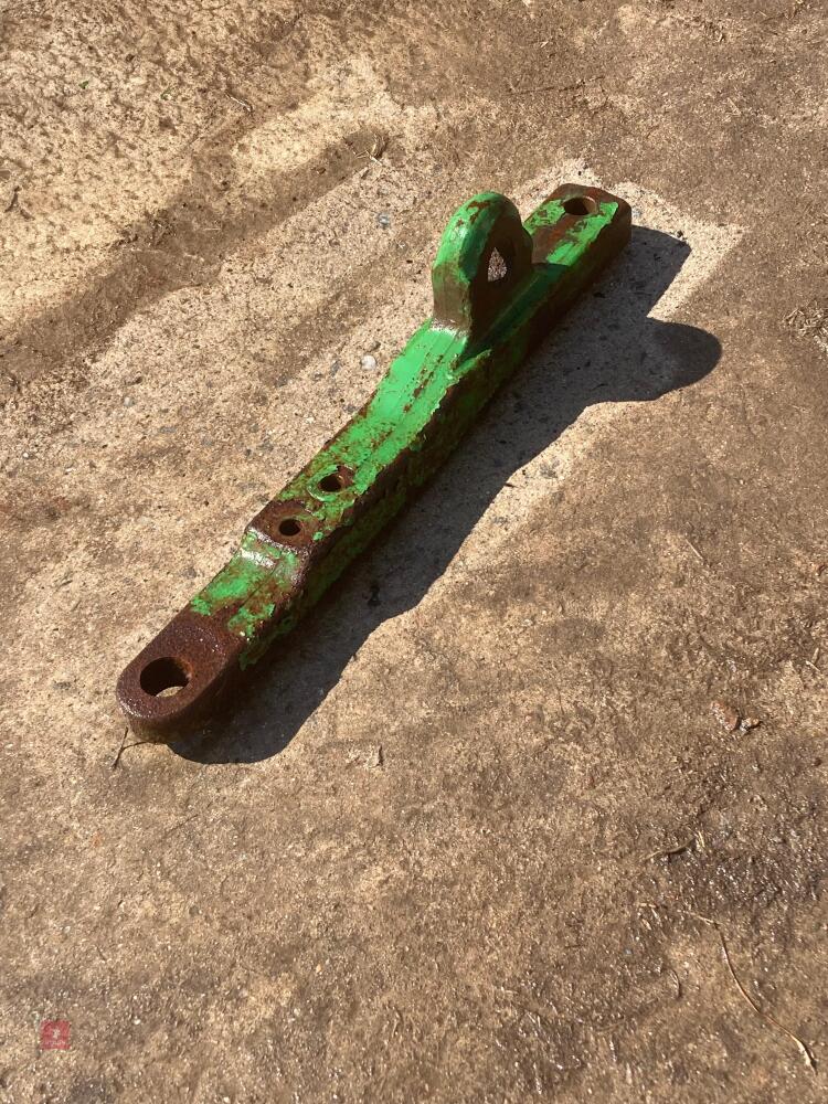 JOHN DEERE HITCH