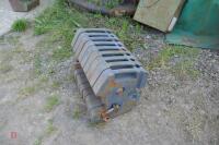 9 KUBOTA 45KG FRONT TRACTOR WEIGHTS - 7