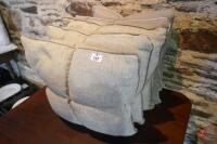 5 HESSIAN STYLE CUSHIONS - 3