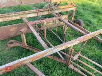 COOKS FLAT 8 BALE SLEDGE - 3