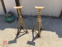 AXLE STANDS - 2