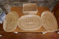 SELECTION OF SERVING/DISPLAY BASKETS - 4