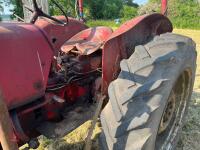 1957 MCCORMICK INTERNATIONAL 2WD TRACTOR - 11