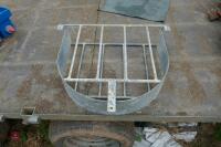 GALVANISED MINERAL BLOCK HOLDER - 3