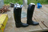 2 X SIZE 10 MENS RIDING BOOTS - 4