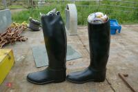 2 X SIZE 10 MENS RIDING BOOTS - 5