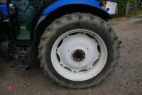 2003 NEW HOLLAND TD95D 4WD TRACTOR - 11