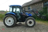 2003 NEW HOLLAND TD95D 4WD TRACTOR - 49