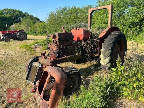 NUFFIELD UNIVERSAL 4 2WD TRACTOR (S/R)