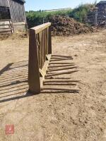 JCB Q-FIT BUCKRAKE/DUNG FORKS - 4