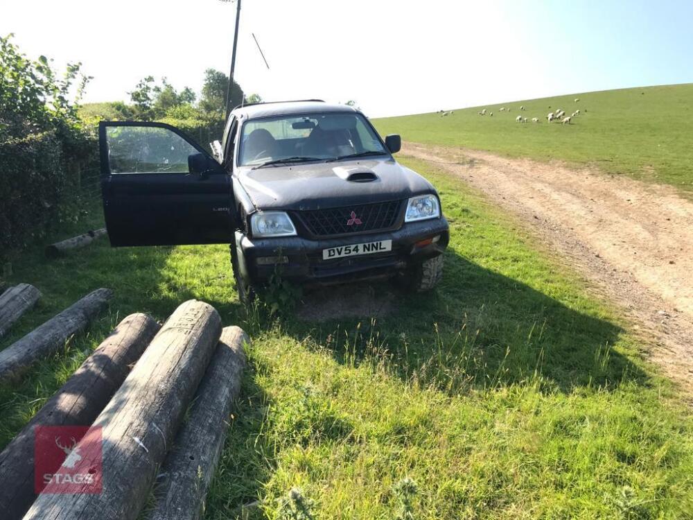 2004 MITSUBISHI CLUB CAB 2.4L TRUCK(S/R)