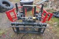 MX MANUBAL BALE HANDLER - 5