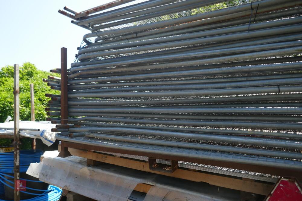 24 HERRAS FENCING PANNELS CW STILLAGE