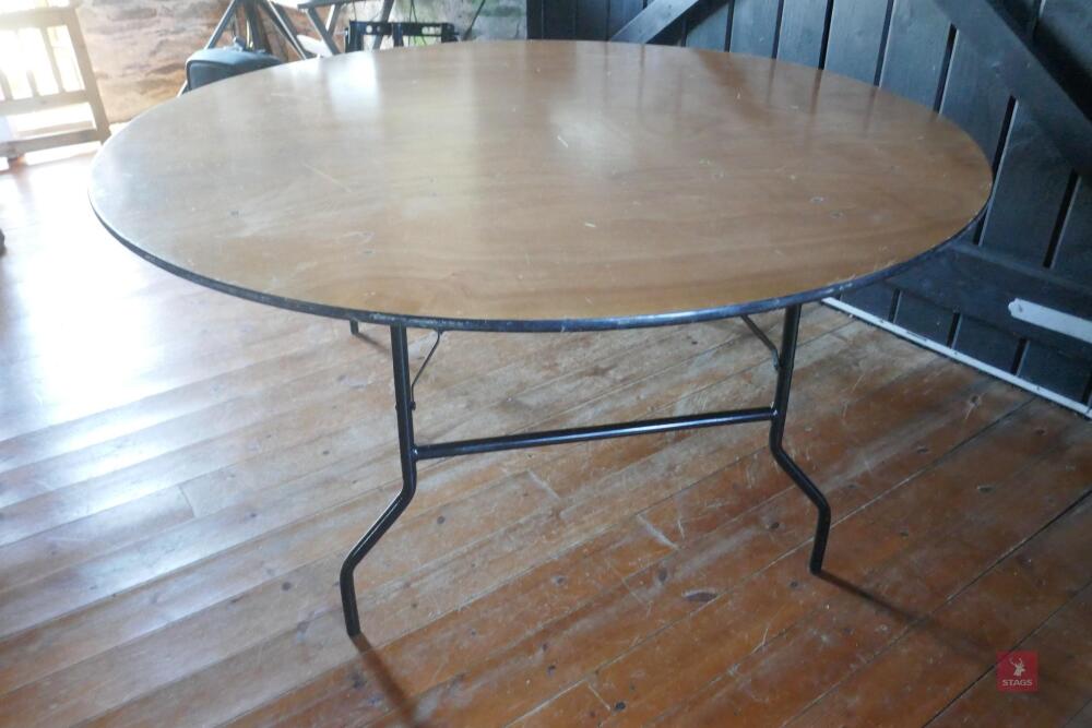 5'7" DIAMETER FOLDABLE TABLE