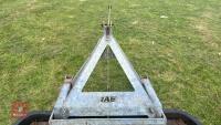 IAE FLIP OVER GALVANISED YARDSCRAPER - 4