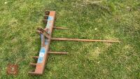 3 TINE BALE SPIKE - 2