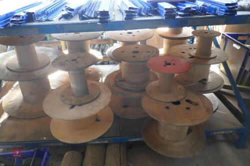 10 WOODEN BOBBIN REELS