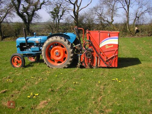 REKORD BM27 TRACTOR DRIVEN LAWNMOWER