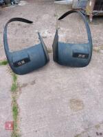 PAIR OF JOHN DEERE R SERIES WINGS