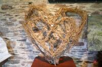 TWISTED WILLOW HEART