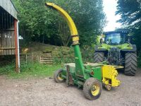 JOHN DEERE 3765 TRAILED FORAGER - 3