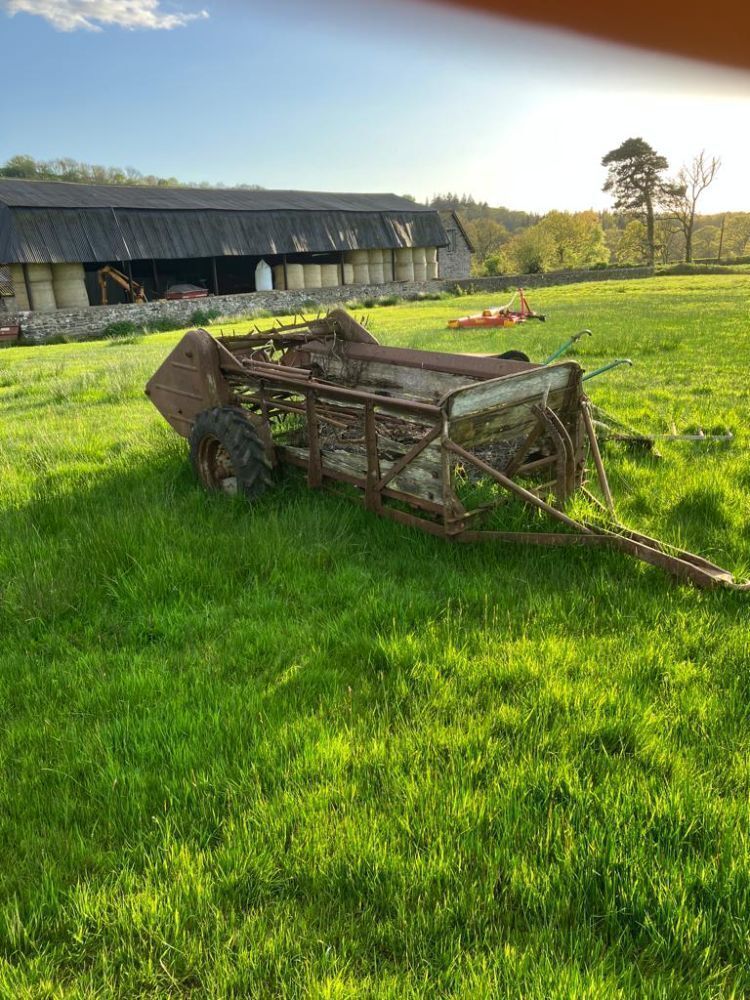 BOMFORD DUNG SPREADER S/R