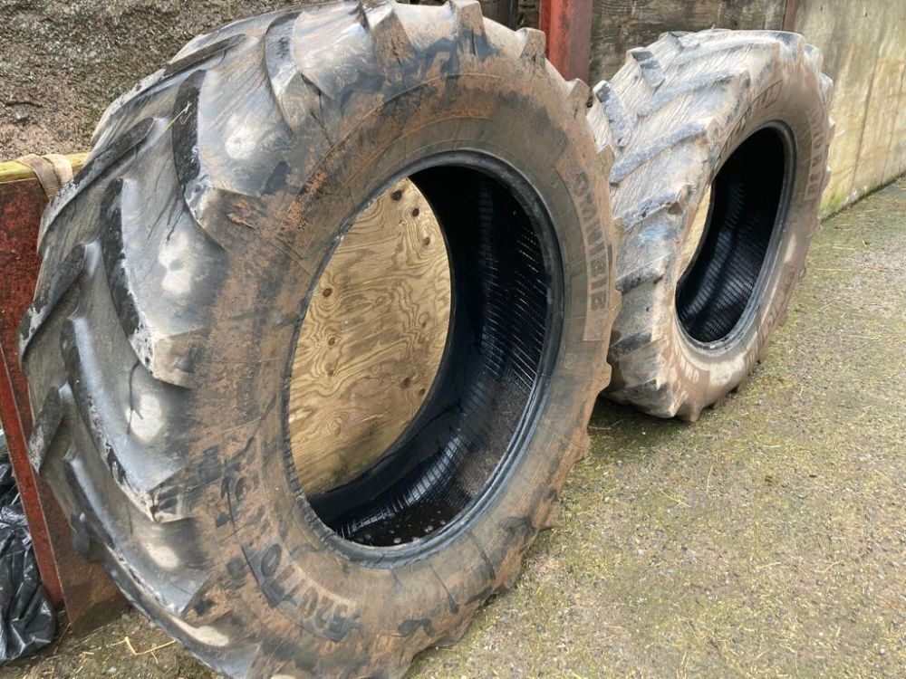 2 520/70 R38 TRACTOR TYRES