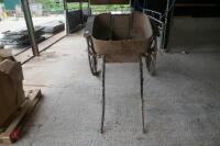 HORSE DRAWN GOVERNESS CART - 6