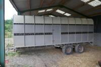 BATEMAN 20' TWIN AXLE LIVESTOCK TRAILER - 2