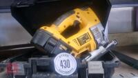 DEWALT JIGSAW - 2