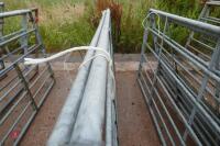 7'8'' GALVANISED FIELD GATE - 4