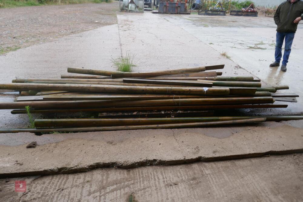 PALLET OF VARIOUS LENGTHS OF POSTS