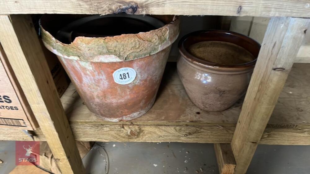 4 PLANT POTS