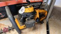 JCB HEDGE TRIMMER - 3