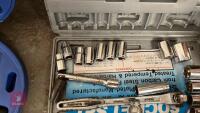 SOCKET SET - 2