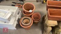 QUANTITY OF CLAY PLANT POTS - 2