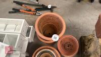 QUANTITY OF CLAY PLANT POTS - 3