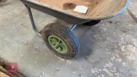 SMALL GALVANISED WHEELBARROW - 5