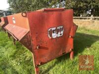 PORTEQUIP 1.2T HOGG FEEDER - 3