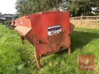 PORTEQUIP 1.2T HOGG FEEDER - 3