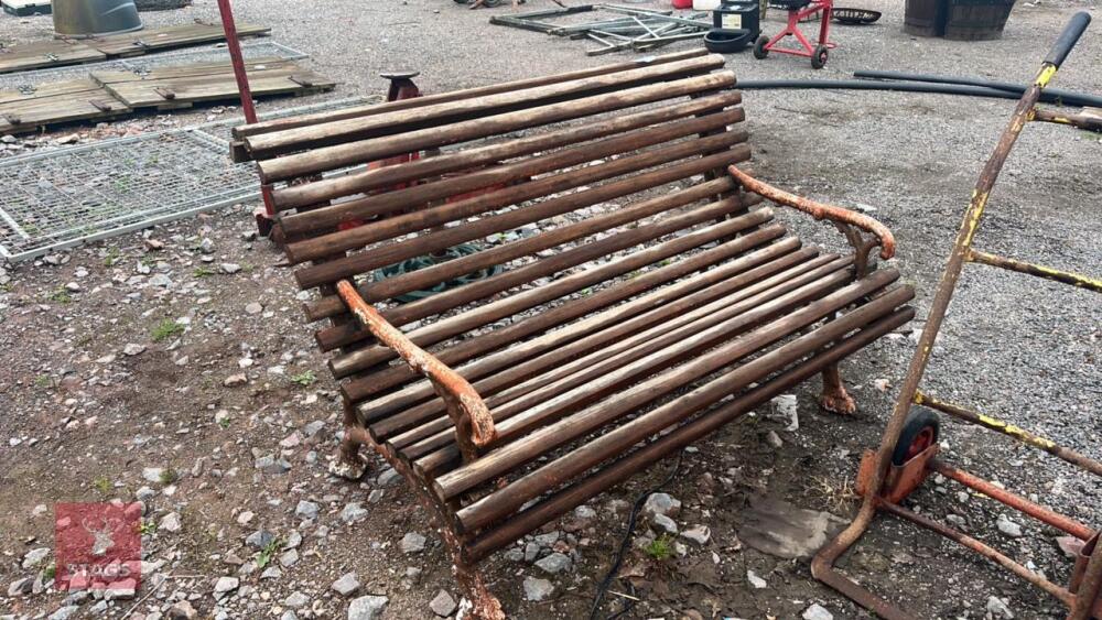 WOODEN GARDEN BENCH